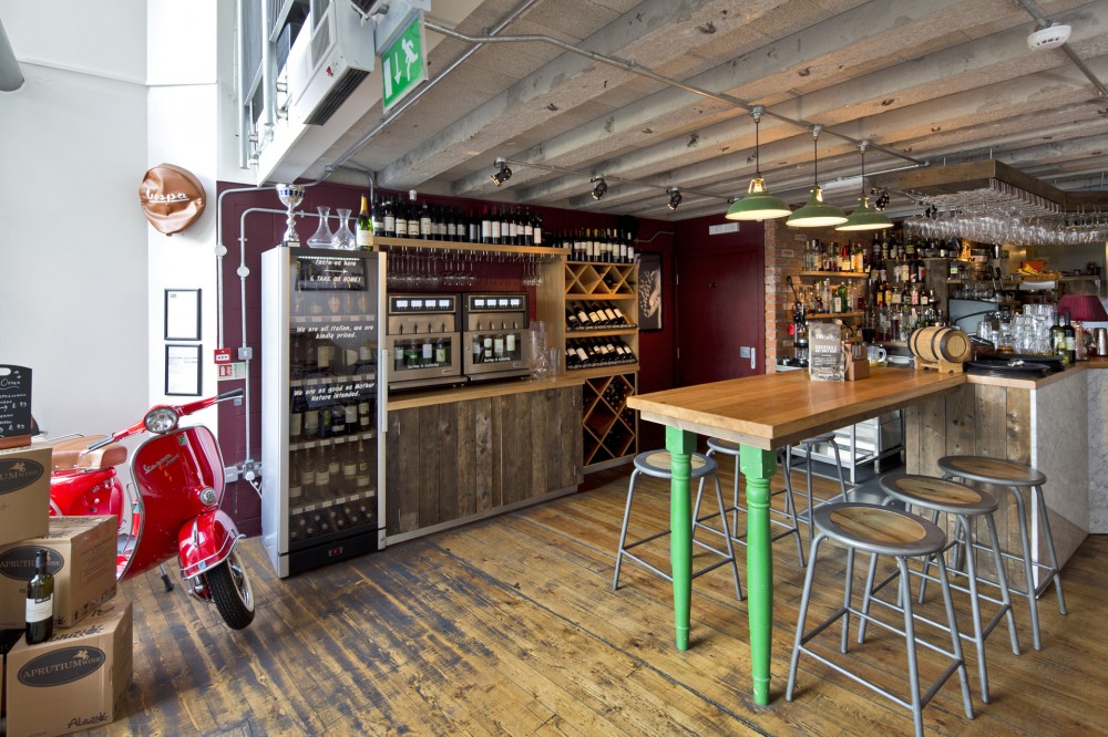 Lifeforms Livin Italy